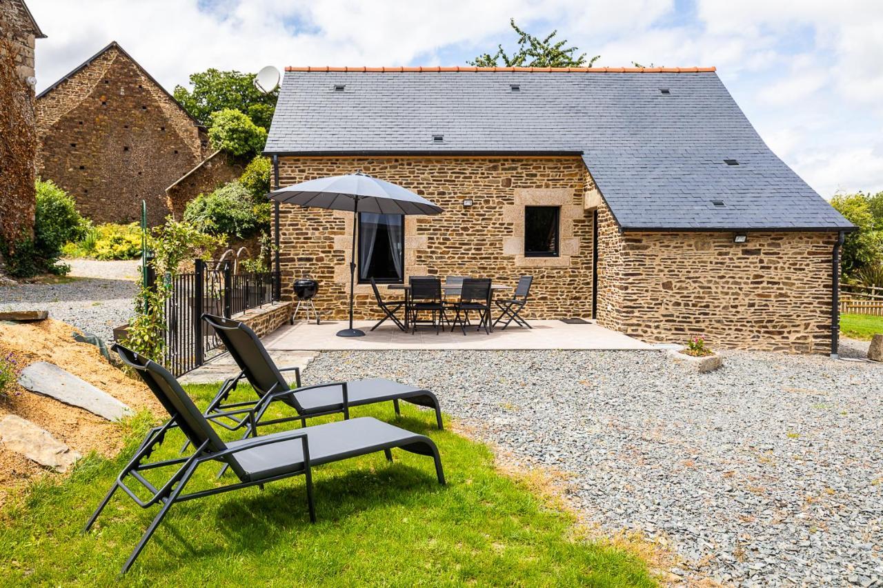 Les prairies du Mont -La vallée Saint Pierre Sougéal Extérieur photo